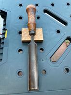 Beitel / guts met houten heft, Antiek en Kunst, Antiek | Gereedschap en Instrumenten, Ophalen of Verzenden