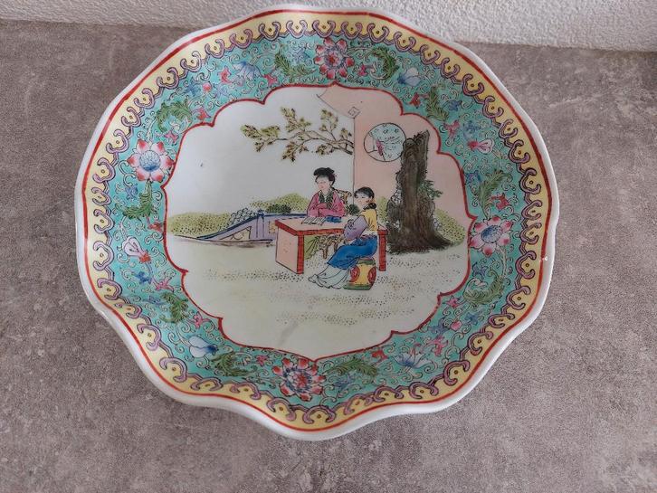 CHINEES QUANGDONG BORD/SCHAAL ''FAMILIE ROSE'' GEMERKT, Antiek en Kunst, Kunst | Niet-Westerse kunst, Ophalen of Verzenden