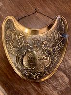 Antieke Gorget | Messing, Antiek en Kunst, Curiosa en Brocante, Ophalen of Verzenden