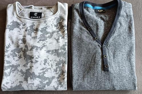2 dunne jongens/heren truien maat S, Kleding | Heren, Truien en Vesten, Gedragen, Maat 46 (S) of kleiner, Grijs, Ophalen