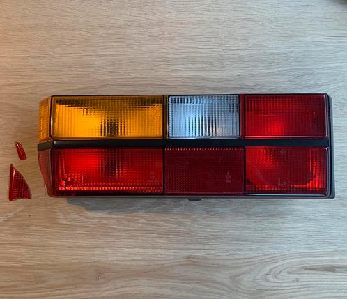 VW Golf 1 MK1 Saturnus linker achterlicht breed met defect, Auto-onderdelen, Verlichting, Volkswagen, Gebruikt, Ophalen