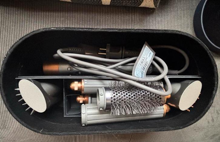 Dyson airwrap, Sieraden, Tassen en Uiterlijk, Uiterlijk | Haarverzorging, Zo goed als nieuw, Föhn of Haardroger, Ophalen of Verzenden