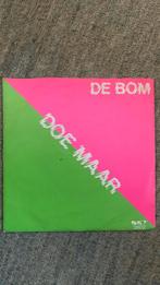 Leuke oude single.  DOE MAAR.  De Bom. Skunk. Man o Man., Cd's en Dvd's, Overige formaten, Ophalen of Verzenden, Zo goed als nieuw