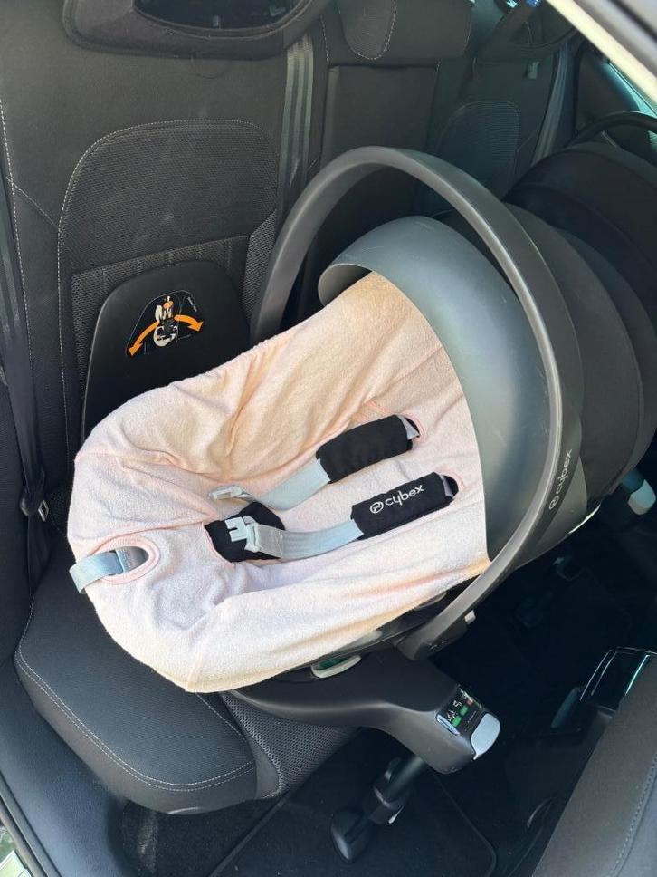 Cybex Cloud Z maxicosi inc. draaibare base Cybex, Kinderen en Baby's, Autostoeltjes, Gebruikt, Overige merken, 0 t/m 13 kg, Autogordel of Isofix