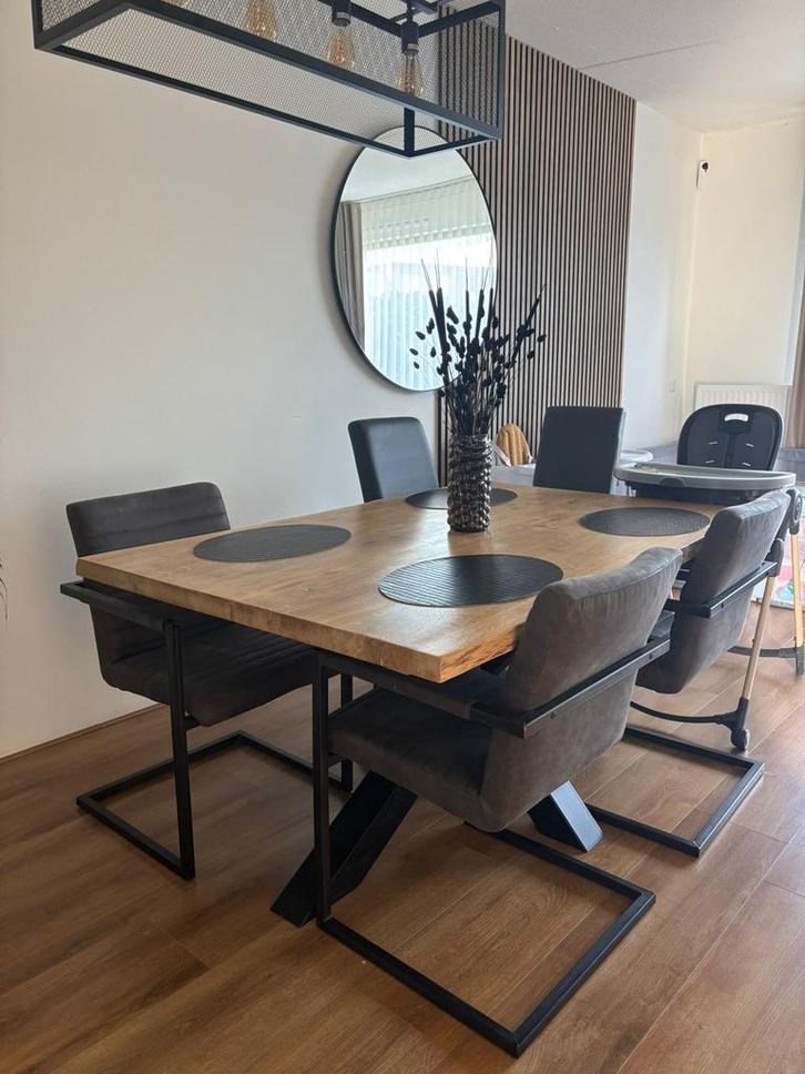 Massief eiken eettafel + salontafel + 3 stoelen Topkwaliteit, Huis en Inrichting, Tafels | Eettafels, Zo goed als nieuw, 50 tot 100 cm