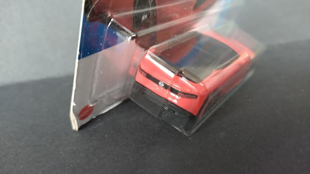 Nissan 400 Z red 1:64 3inch Hotwheels Pol, Auto, Nieuw, Ophalen of Verzenden, Mattel