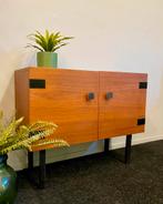 Vintage design mini-sideboard jaren 60/70 retro teak kastje, Ophalen, Met deur(en), 50 tot 100 cm, Zo goed als nieuw