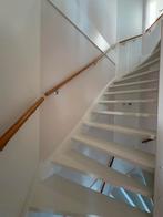 Houten Trapleuningen met bevestigingsbeugels, Ophalen, Zo goed als nieuw, Trap, 2 tot 4 meter