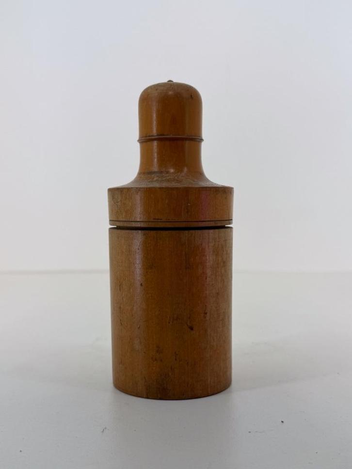 Houten flessenhouder / bewaarpot “Pernod” – 17 x 6 cm, Huis en Inrichting, Woonaccessoires | Wijnrekken, Gebruikt, Minder dan 50 cm