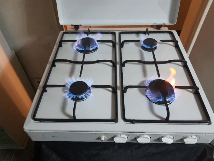 Top merk pelgrim gaskookplaat 4 pits werkt Perfect, Witgoed en Apparatuur, Kookplaten, Zo goed als nieuw, Vrijstaand, Gas, 4 kookzones