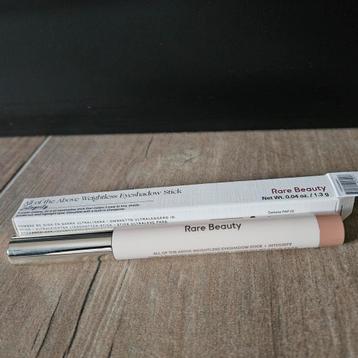 **NIEUW** Rare beauty All of the Above weightless Eyeshadow beschikbaar voor biedingen