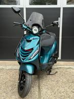 Piaggio Zip 2021 Brom Petrol Metallic TurboKit Full Option, Fietsen en Brommers, Scooters | Piaggio, Ophalen, Maximaal 45 km/u