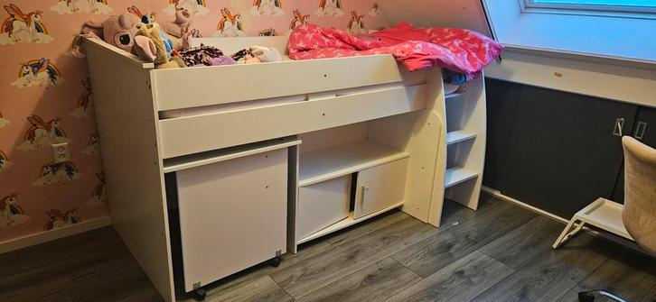 Leuke Halfhoogslaper met Bureau en Opbergruimte, Kinderen en Baby's, Kinderkamer | Stapelbedden en Hoogslapers, Gebruikt, Halfhoogslaper