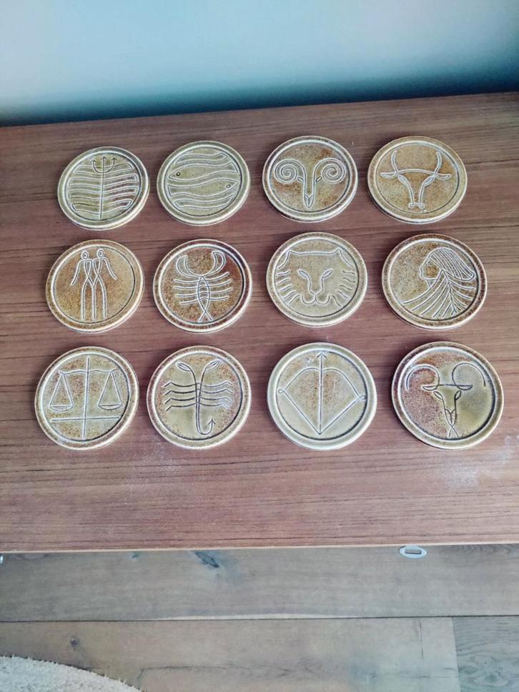 Vintage onderzetters sterrenbeelden, Antiek en Kunst, Curiosa en Brocante, Ophalen of Verzenden