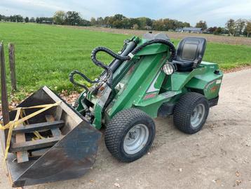 Avant 530+ shovel Loader beschikbaar voor biedingen