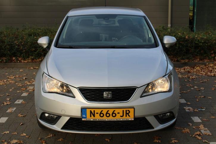 Seat Ibiza 1.2 TSI 77KW DSG 2015 Grijs, Auto's, Seat, Particulier, Ibiza, ABS, Airbags, Airconditioning, Alarm, Bluetooth, Bochtverlichting