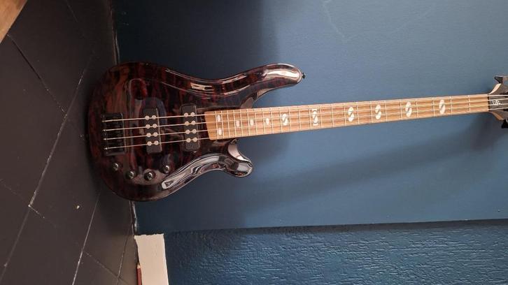 Basgitaar harley benton, Muziek en Instrumenten, Snaarinstrumenten | Gitaren | Bas, Nieuw, Elektrisch, Ophalen
