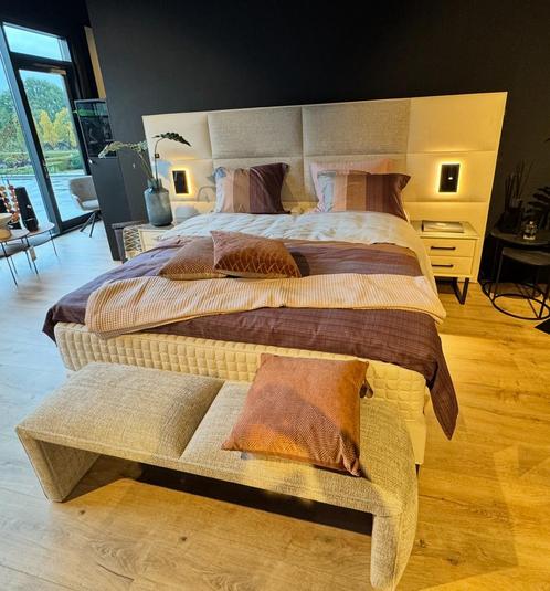 Serta Royalty Maestro boxspring, Huis en Inrichting, Slaapkamer | Complete slaapkamers, Zo goed als nieuw, Tweepersoons, Ophalen