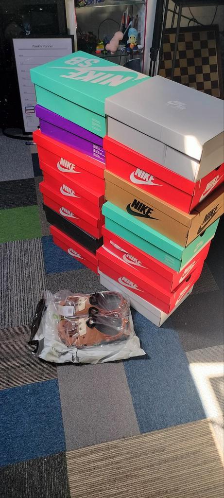 14 paar Nike sb dunk Air Force 1, Kleding | Heren, Schoenen, Nieuw, Overige kleuren, Ophalen