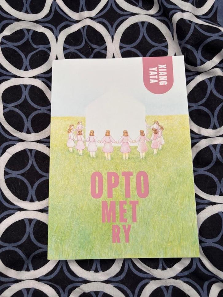 Optometry - Xiang Yata - Driftwood Press, Boeken, Strips | Comics, Zo goed als nieuw, Eén comic, Europa, Ophalen of Verzenden