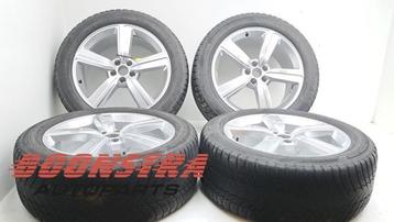 Velgen set + winterbanden van een Audi E-Tron beschikbaar voor biedingen