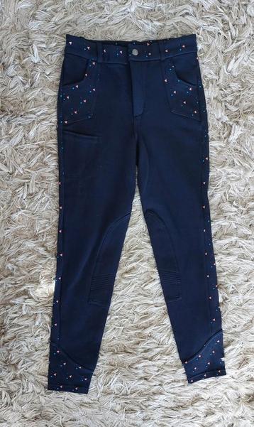 Mooie donkerblauwe paardrijbroek in maat 153-162 cm beschikbaar voor biedingen