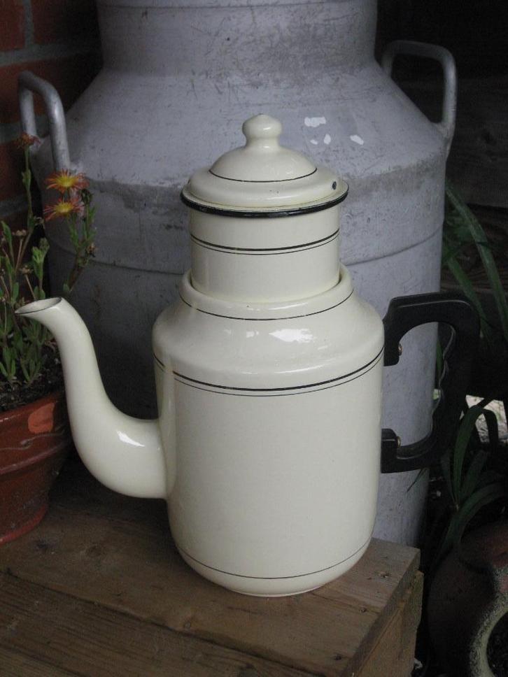 Emaille Koffiepot Met Filter / Gouden Bies., Antiek en Kunst, Antiek | Emaille, Ophalen