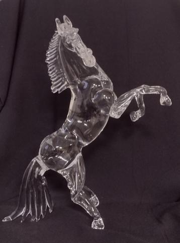 Murano Fulmine sculptuur, mond geblazen steigerend paard beschikbaar voor biedingen