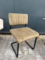 Nieuwe Mosgroene eetkamerstoel, Huis en Inrichting, Stoelen, Ophalen, Zo goed als nieuw, Grijs, Eén