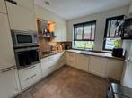 Complete keuken met inbouwapparatuur, Huis en Inrichting, Keuken | Complete keukens, Ophalen, Gebruikt, Hoekkeuken, Graniet of Steen
