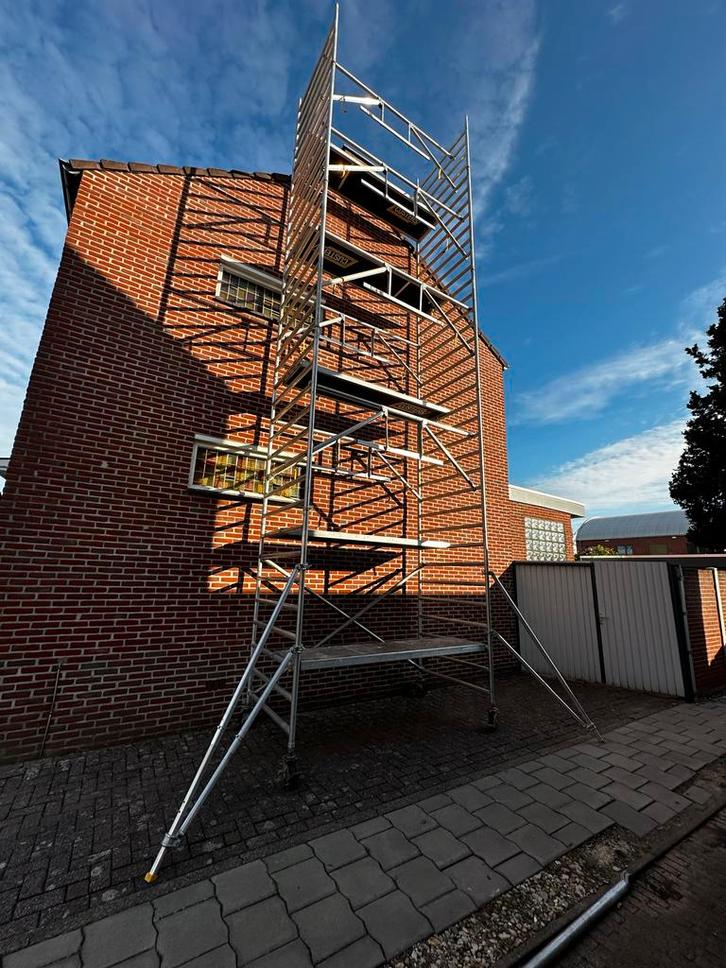 Rolsteiger Custers 10.2m Werkhoogte, Doe-het-zelf en Verbouw, Steigers, Gebruikt, Rolsteiger of Kamersteiger, 5 meter of hoger