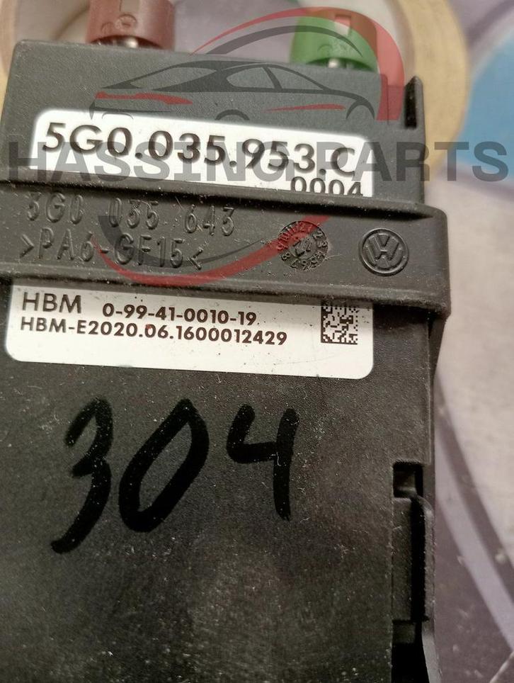 45934VW Golf 7 USB Hub Spanningsomvormer 5G0035953C, Auto-onderdelen, Elektronica en Kabels, Volkswagen, Gebruikt, Ophalen of Verzenden