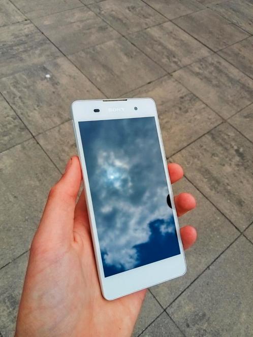 Sony Experia e5, Telecommunicatie, Mobiele telefoons | Overige merken, Zo goed als nieuw, Klassiek of Candybar, Ophalen of Verzenden