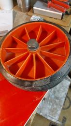 2 Kunststof Wielen - 25 cm, Doe-het-zelf en Verbouw, Zwenkwielen, Ophalen of Verzenden