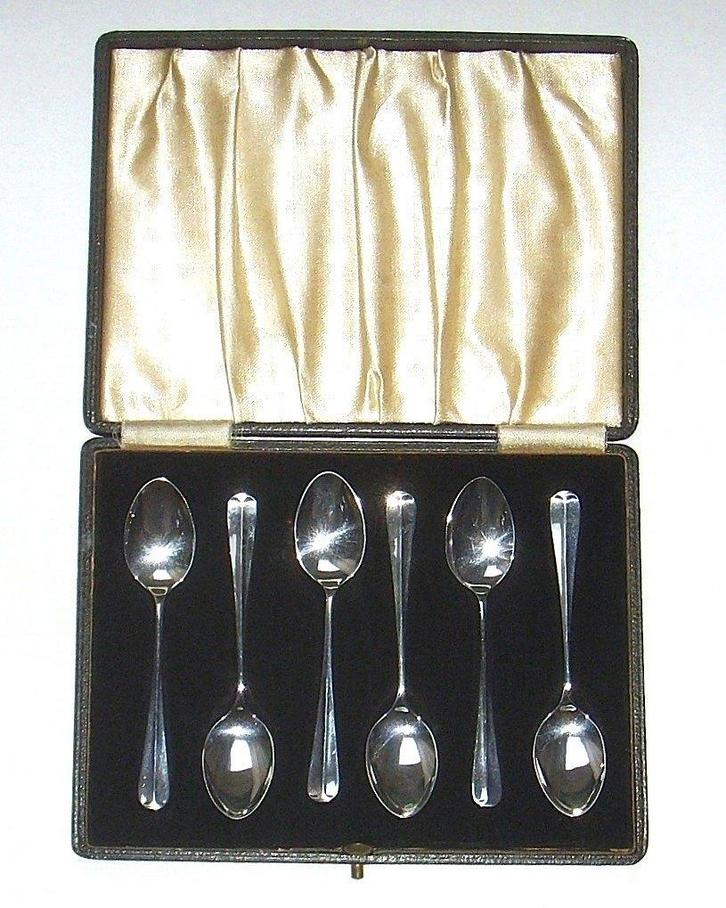 Set van zes sterling zilveren koffielepelsin luxe leren etui, Antiek en Kunst, Antiek | Goud en Zilver, Zilver, Ophalen of Verzenden