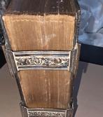 Antieke bijbel met zilveren sluiting, Antiek en Kunst, Ophalen of Verzenden