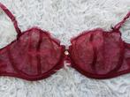 Bordeaux rode kanten BH van Chantelle maat 85B, Kleding | Dames, Ondergoed en Lingerie, Chantelle, Ophalen of Verzenden, Rood