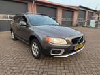 Volvo XC70 AWD D5 2010. Four-C. Standkachel. Key-less, Auto's, Volvo, Automaat, 1800 kg, Zwart, 1634 kg