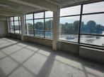 Amsterdam, direct aan het trein/bus station, 18 m², Huur, Creatieve ruimte