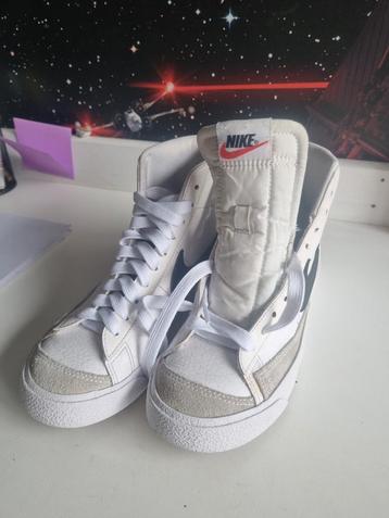 Nike sneakers maat 38 beschikbaar voor biedingen