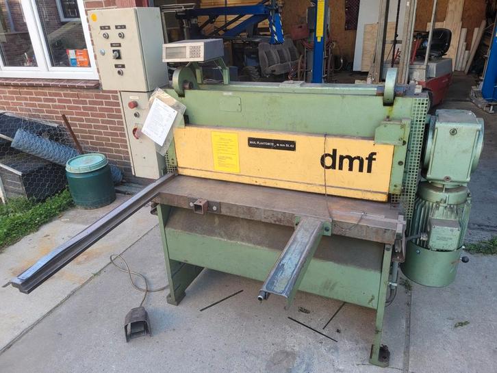 DMF Knipschaar - Metaalbewerking knipbank, Zakelijke goederen, Machines en Bouw | Metaalbewerking, Ophalen