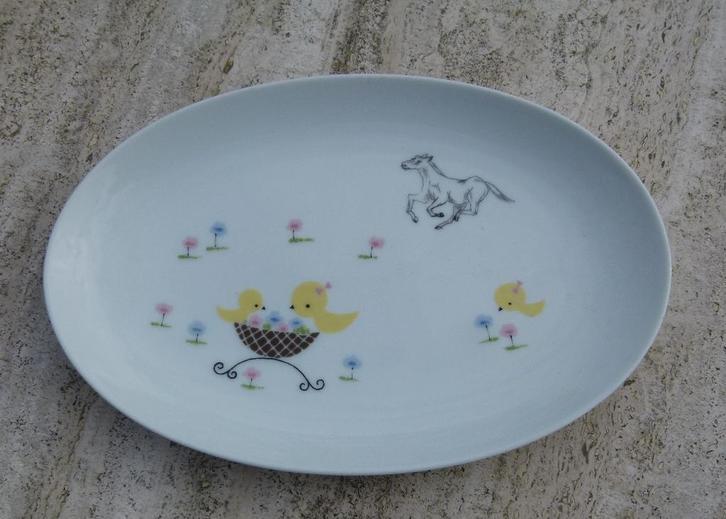 NORITAKE Serveer Schaal Paard Kuikentjes Bloemen, Huis en Inrichting, Keuken | Servies, Nieuw, Bord(en), Wedgwood, Porselein, Ophalen of Verzenden