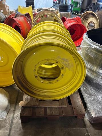15x30 Vaste Velg 281-335-10 beschikbaar voor biedingen
