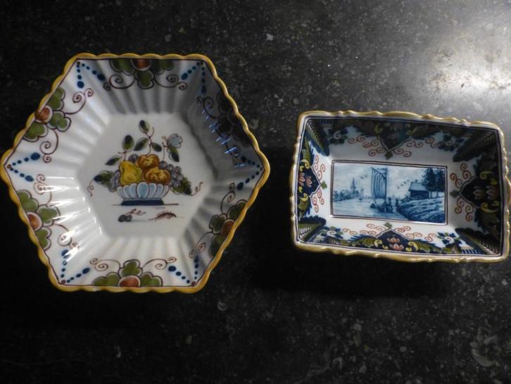 Makkum handgeschilderd Schaaltje + Wandbordje, Antiek en Kunst, Antiek | Keramiek en Aardewerk, Verzenden