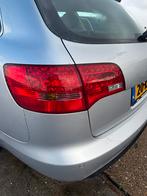 2x Audi A6 4.2 246KW Avant Quattro AUT 2005 Grijs, Auto's, Automaat, 1780 kg, 8 cilinders, 109 €/maand