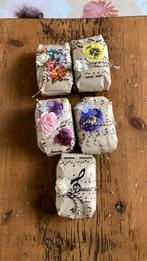 Zeepjes in muziek papier, Antiek en Kunst, Curiosa en Brocante, Ophalen of Verzenden