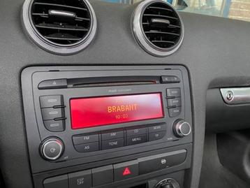 ORIGINEEL AUDI A3 CONCERT RADIO CD MP3 CHORUS DUBBEL DIN 8 beschikbaar voor biedingen