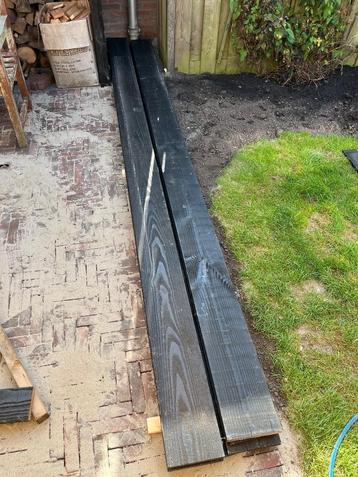 Nieuw douglas planken / potdekselplanken zwart gedompeld beschikbaar voor biedingen
