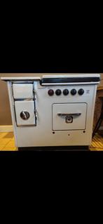 Vintage ETNA fornuis, Witgoed en Apparatuur, Fornuizen, Ophalen, 4 kookzones, Zo goed als nieuw, Gas
