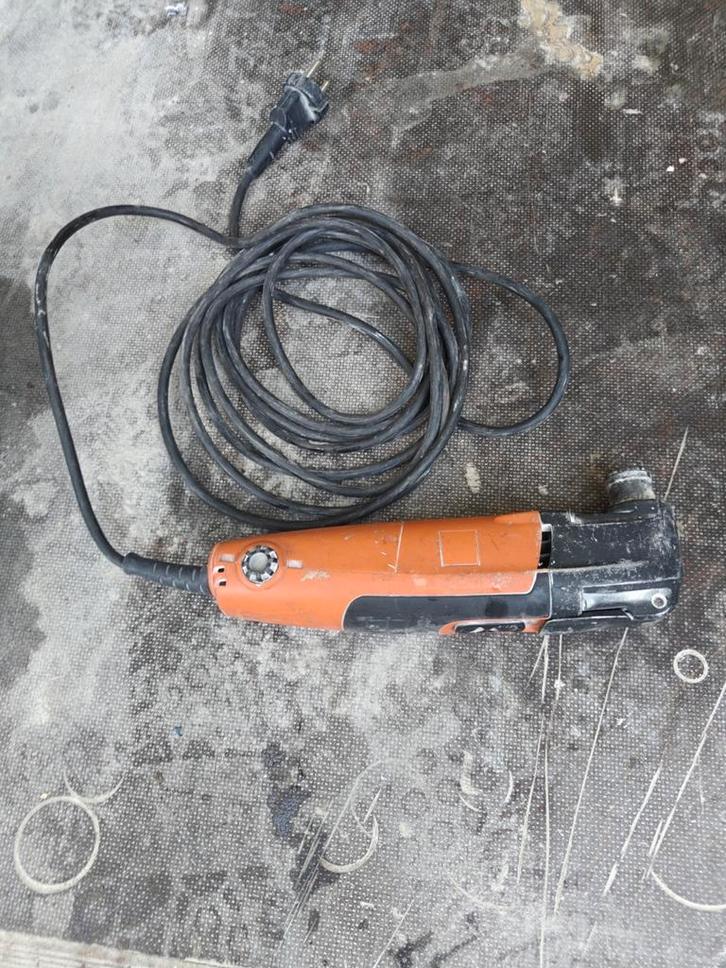 Feintool Fein fmm250q multitool, Doe-het-zelf en Verbouw, Gereedschap | Zaagmachines, Gebruikt, Invalzaag, Minder dan 600 watt